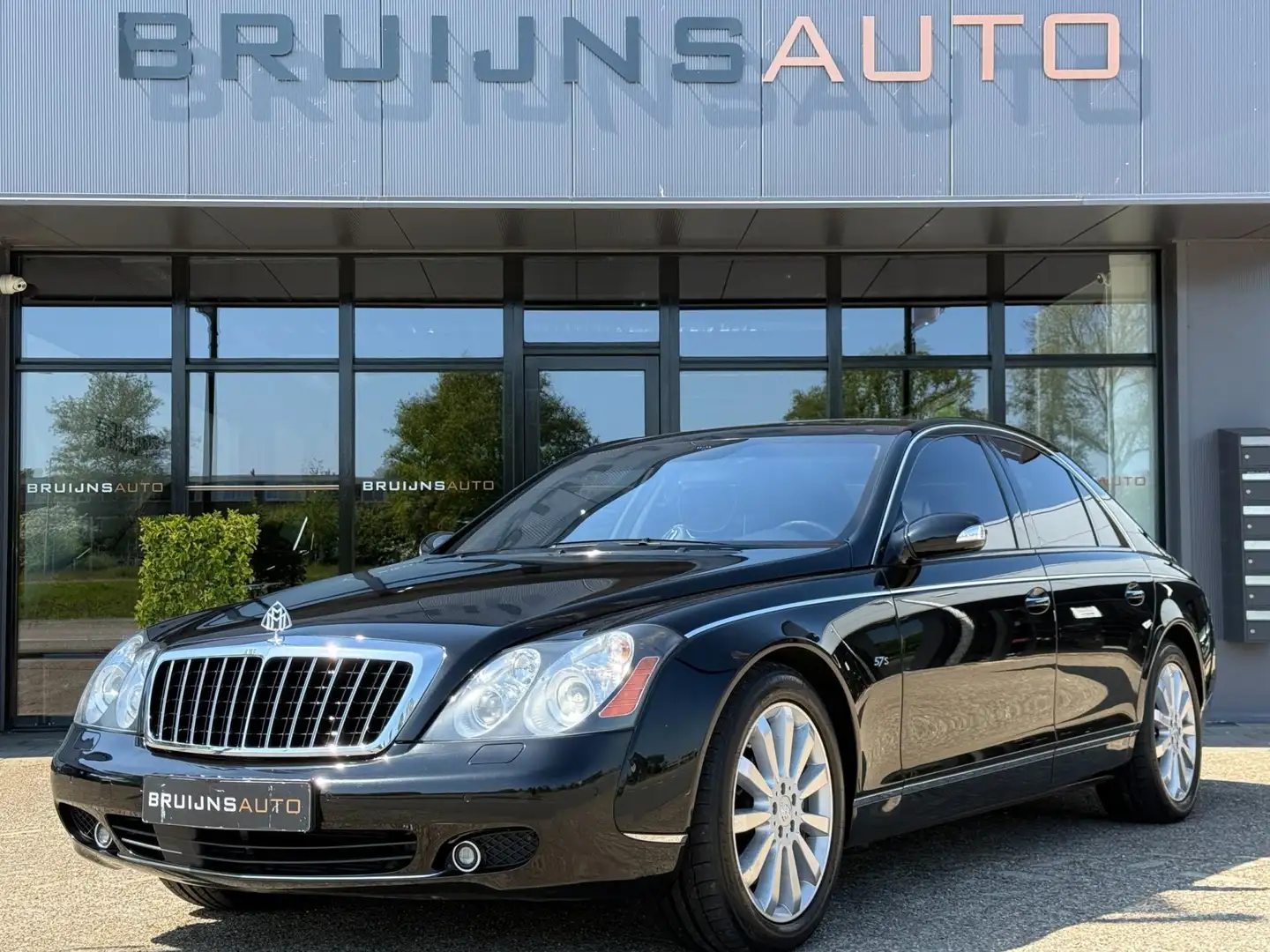 Maybach 57 6.0 V12 S Schwarz - 1