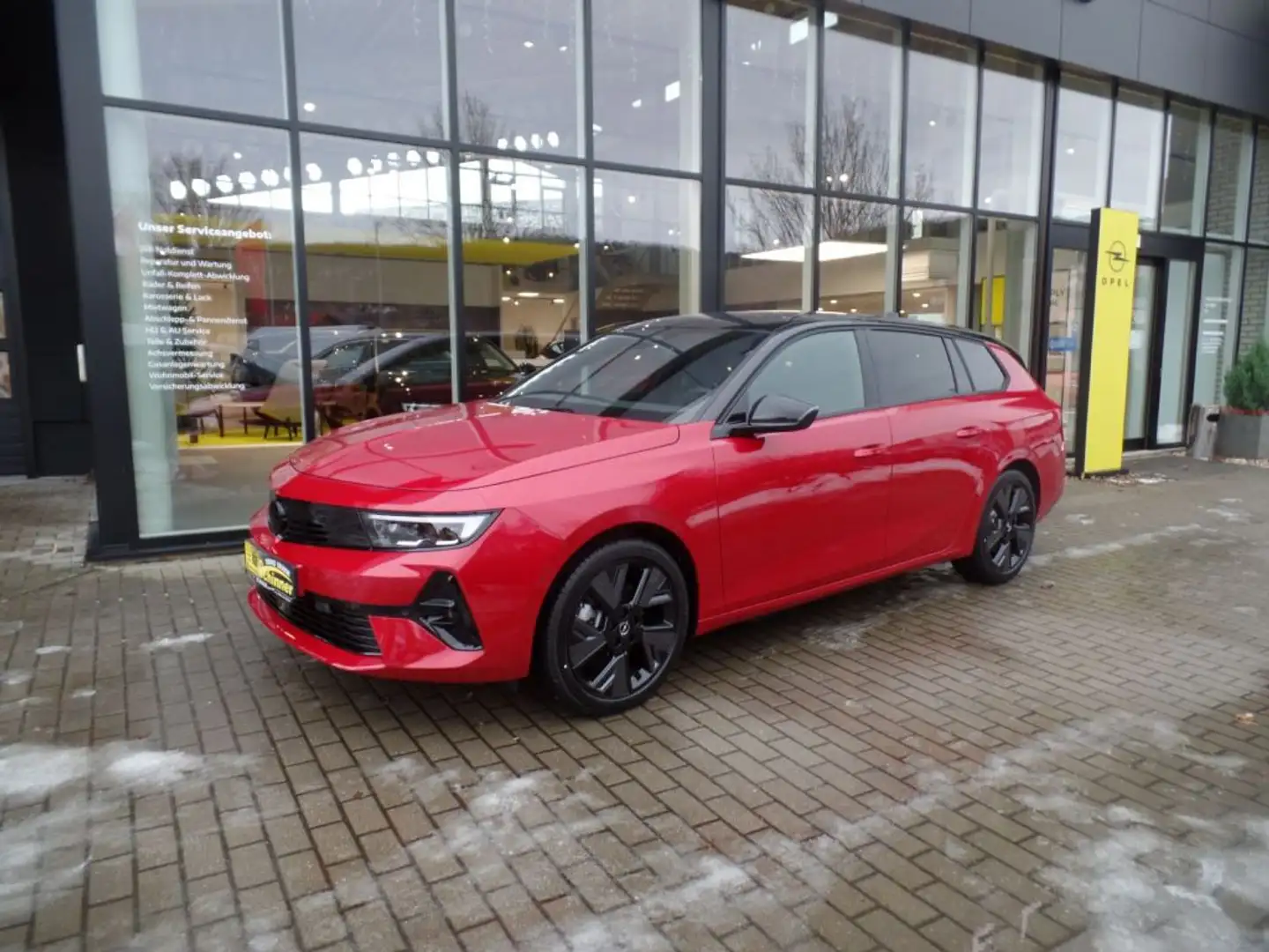 Opel Astra Sports Tourer Electric GS Rot - 1