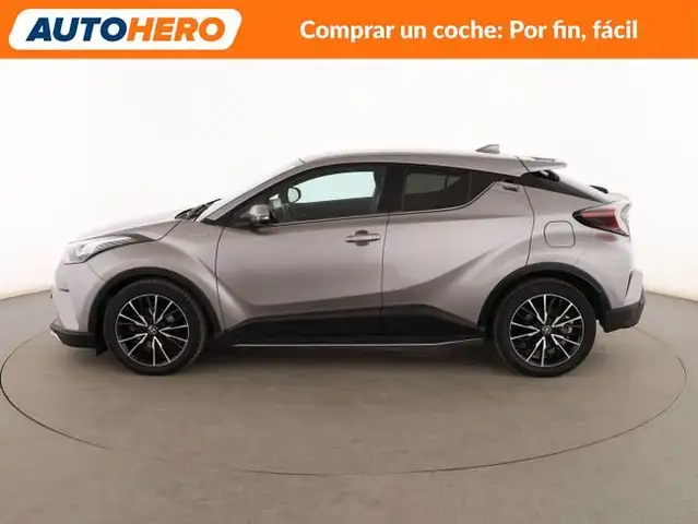 Toyota C-HR view 3