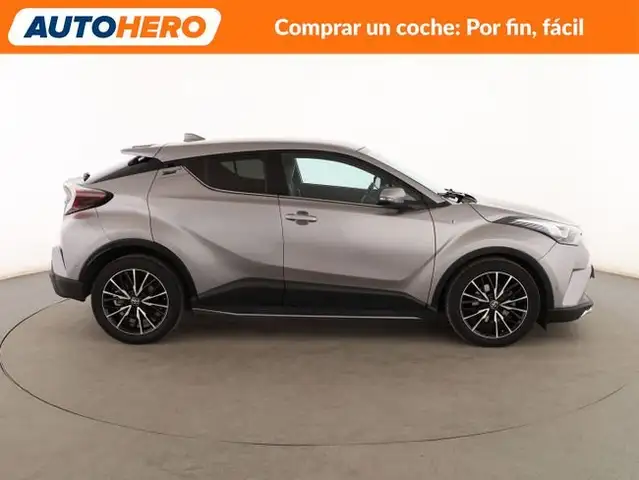 Toyota C-HR view 7