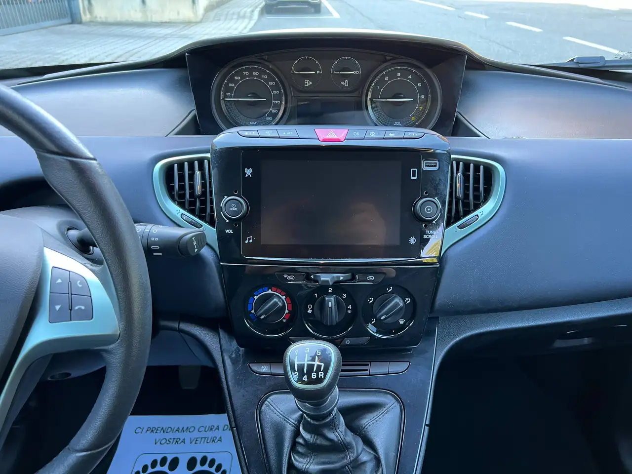 Lancia Ypsilon 2024 — фото 14