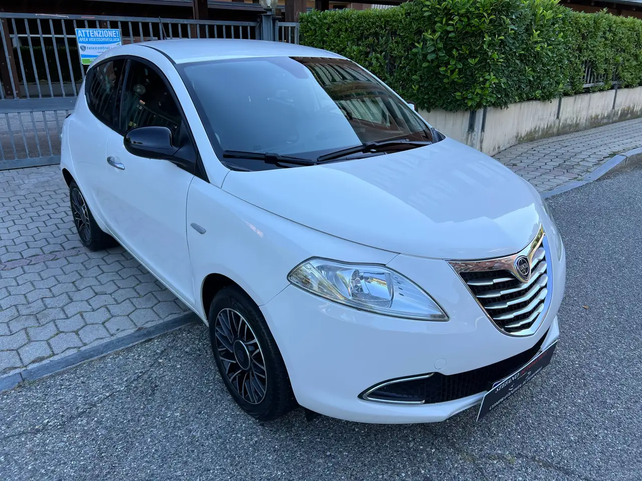 Lancia Ypsilon 2024