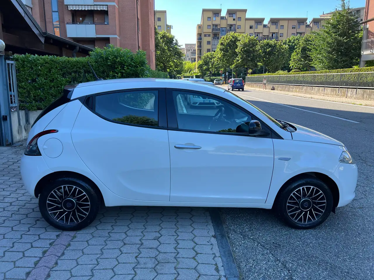 Lancia Ypsilon 2024
