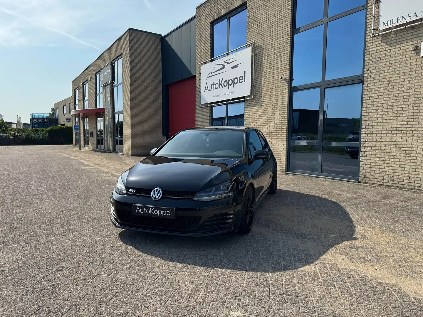 Volkswagen Golf GTI 2.0 TSI GTI (DSG) Noir - 2