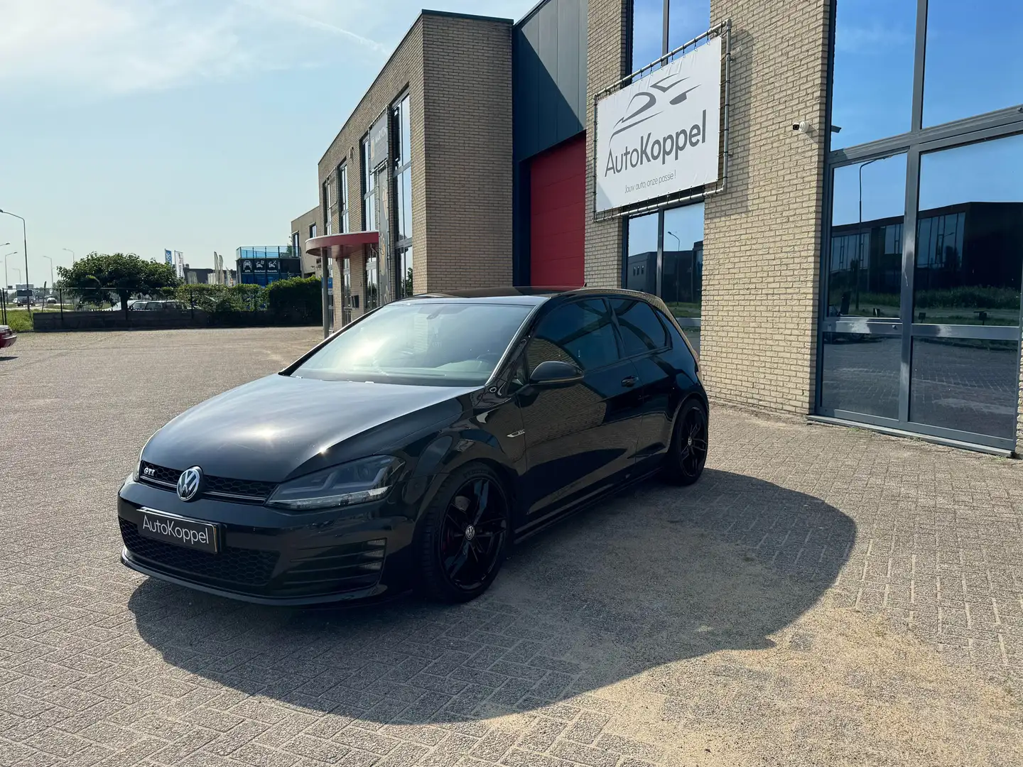 Volkswagen Golf GTI 2.0 TSI GTI (DSG) Noir - 1