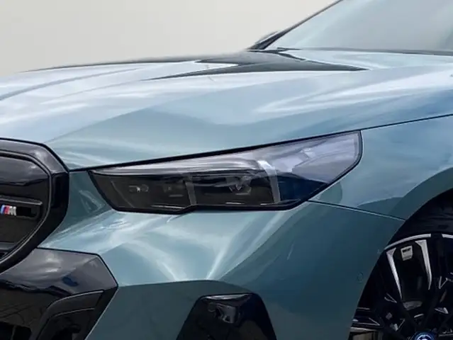 BMW I5 view 5