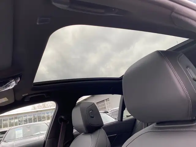BMW I5 view 13