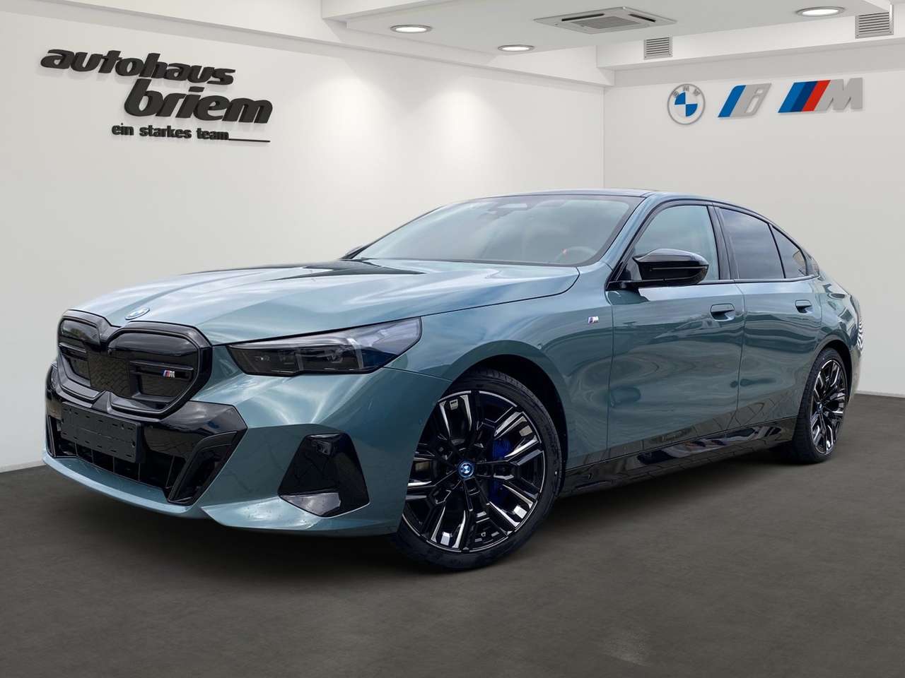 BMW i5 2025