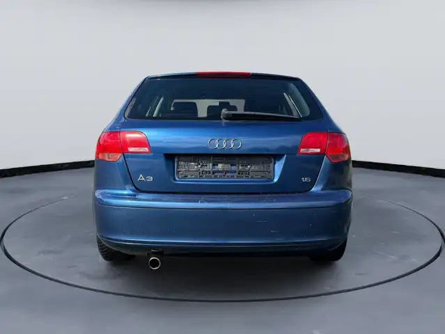 Audi A3 view 4
