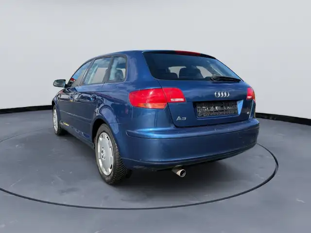 Audi A3 view 3
