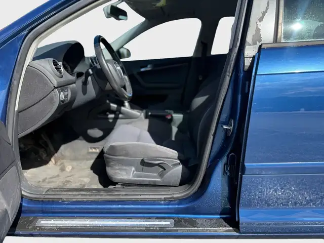 Audi A3 view 9