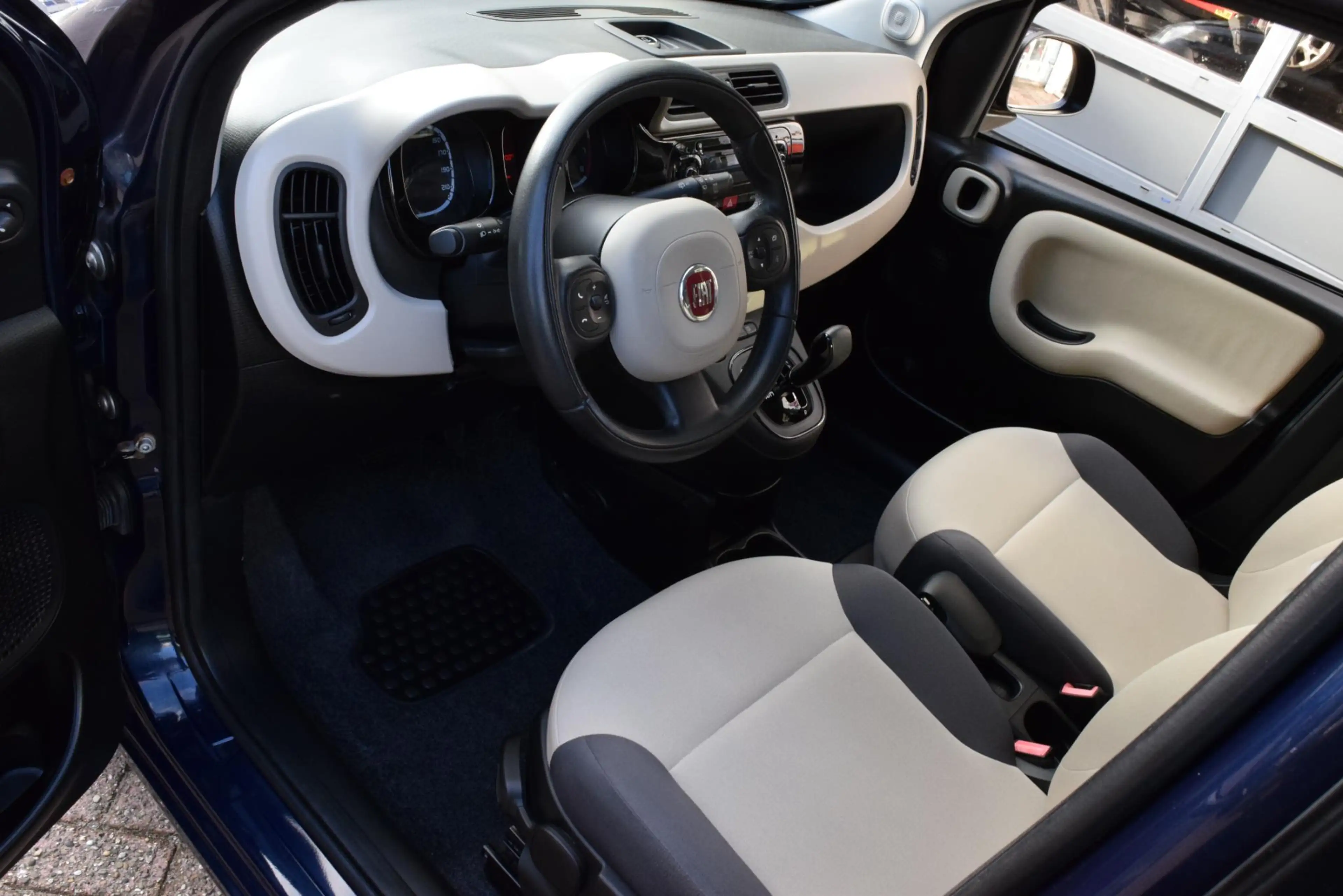 Fiat Panda 0.9 TwinAir Lounge|Automaat|Orig.NL|1e eig. — photo 10