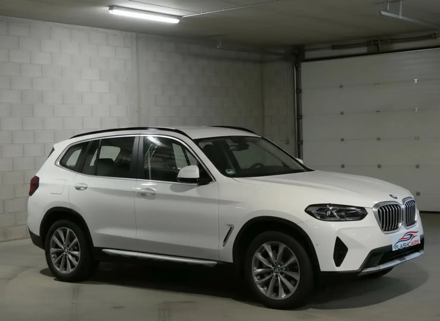 BMW X3 xDrive 20d 48V Aut. AHK 360° LASER LEDER NAVI Blanc - 2