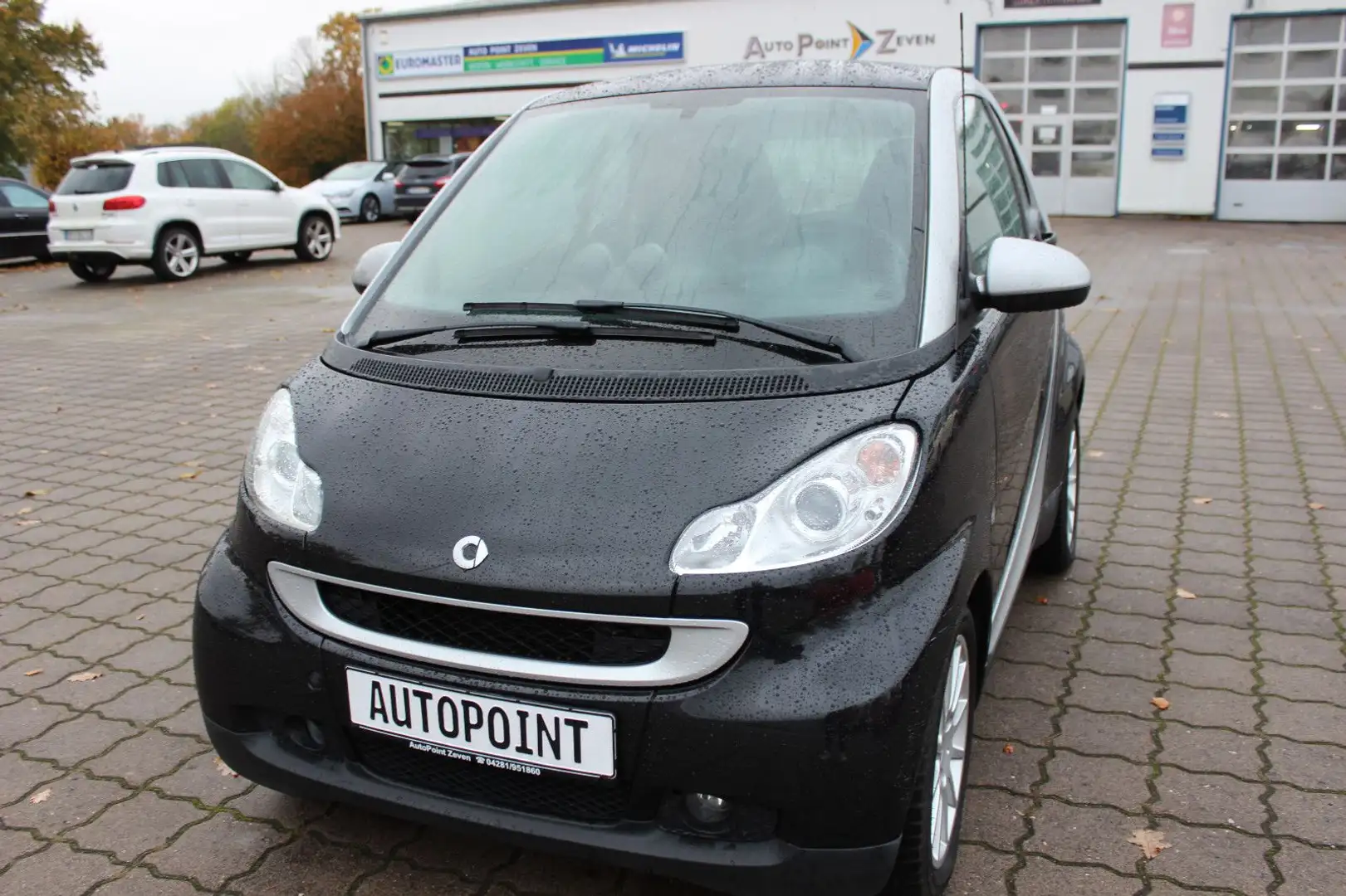 smart forTwo Coupe 1.0 Basis 52 kW Silber - 1