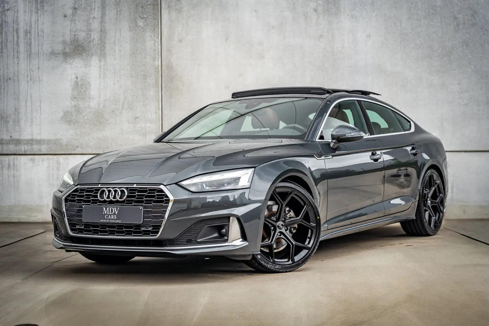 Audi A5 S-LINELOOK Noir - 1