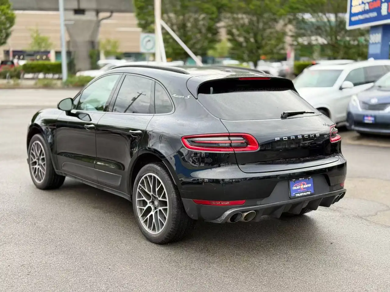 Porsche Macan снимка Porsche Macan