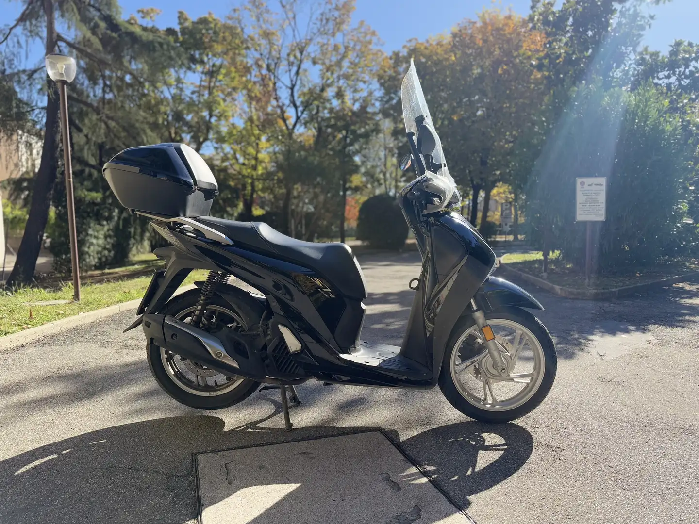 Honda SH 150i Black - 2