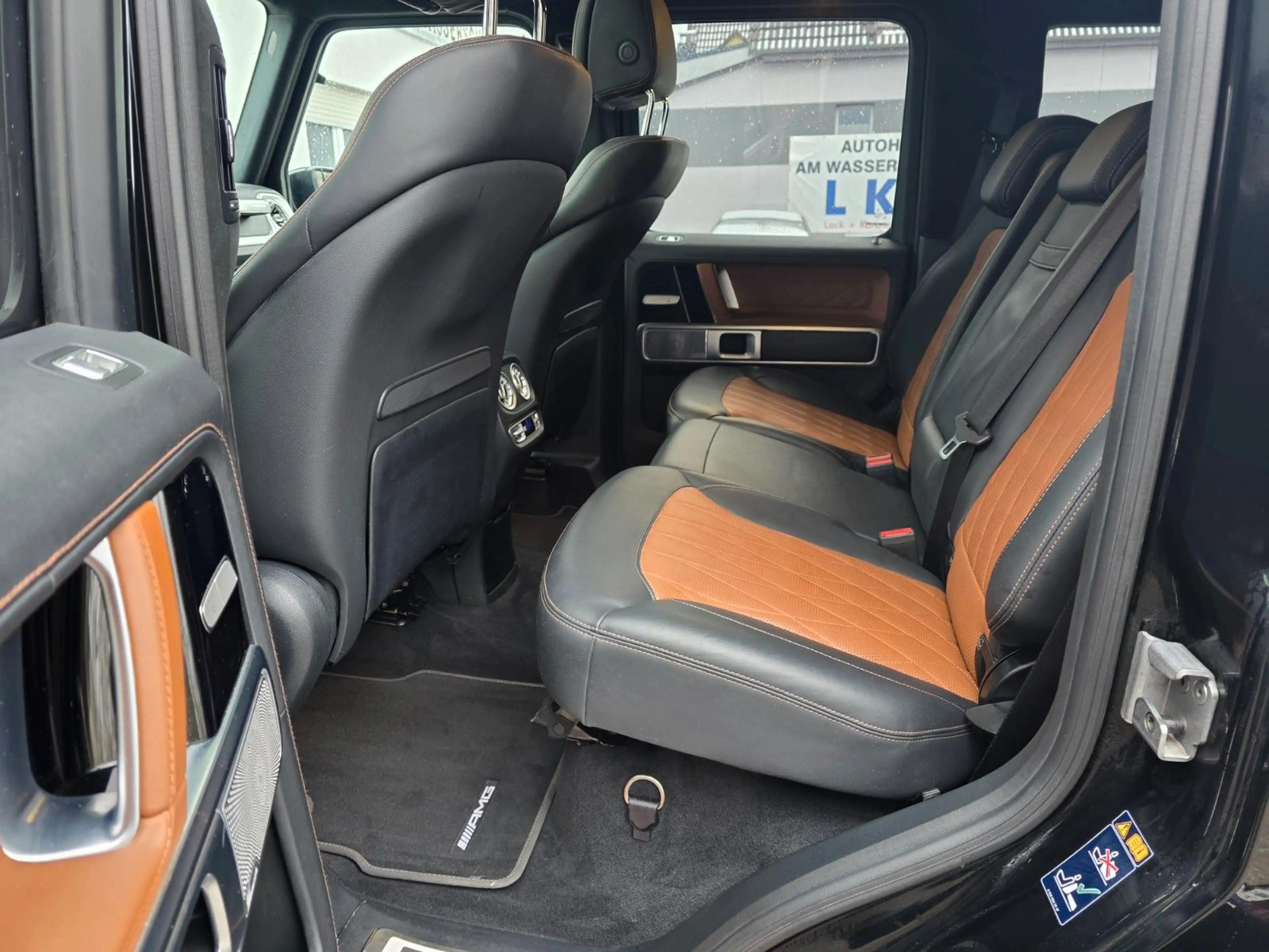 Mercedes-Benz G 500 *AMG*1.Hd.*DESIGNO*MULTIBEAM*NIGHT*ACC* 20" — photo 6