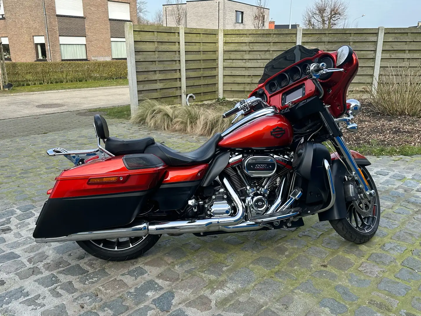Harley-Davidson CVO Limited FLHXSE CVO Street Glide - 1