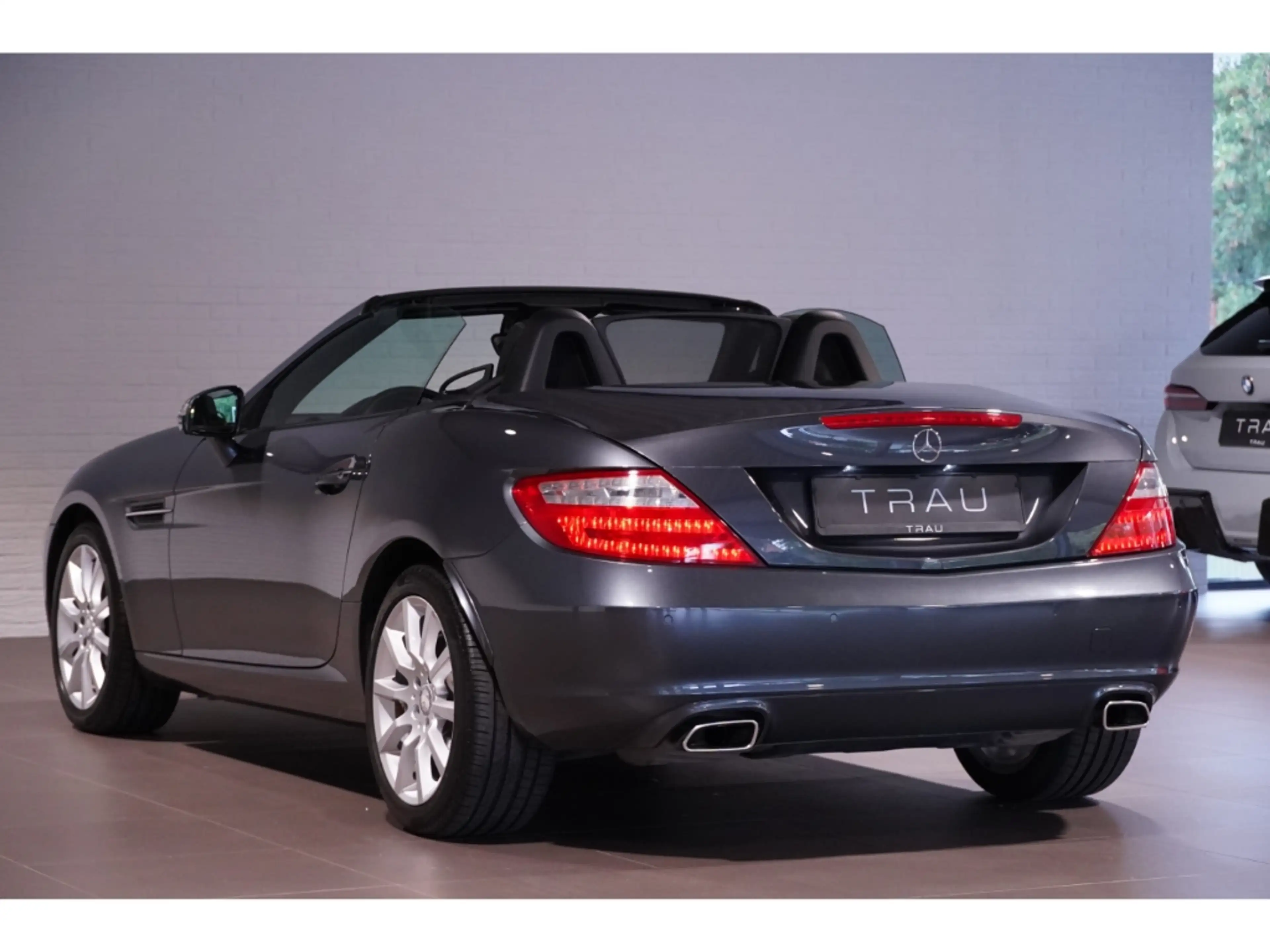 Mercedes-Benz SLK 200 Pano Leder Tempomat Pilot SHZ PTS — photo 4