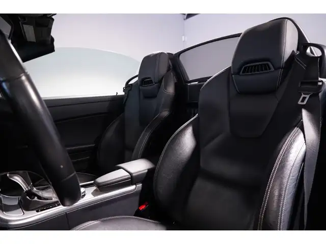 Mercedes-Benz SLK view 23