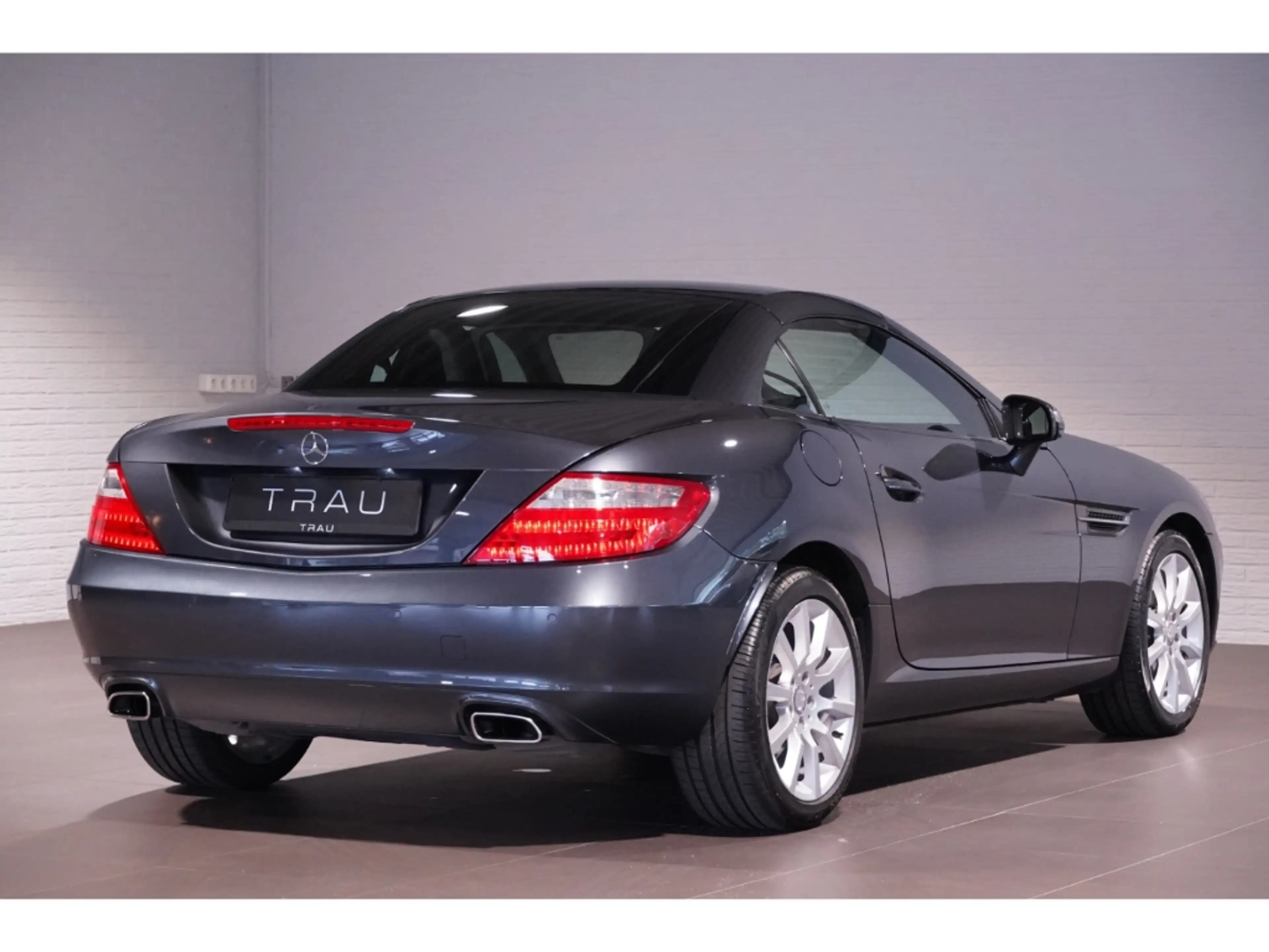 Mercedes-Benz SLK 200 Pano Leder Tempomat Pilot SHZ PTS — photo 13