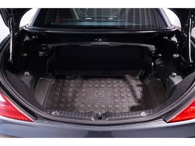 Mercedes-Benz SLK view 26
