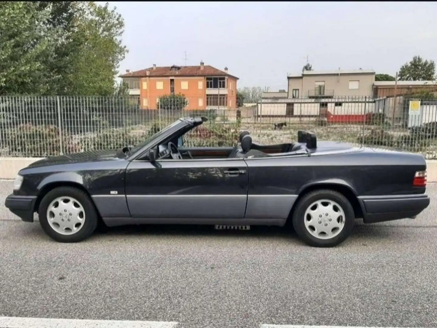 Mercedes-Benz E 200 Cabrio W124 Чёрный - 2