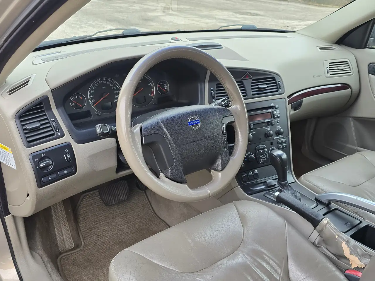 Volvo XC70 AWD – Bild 12