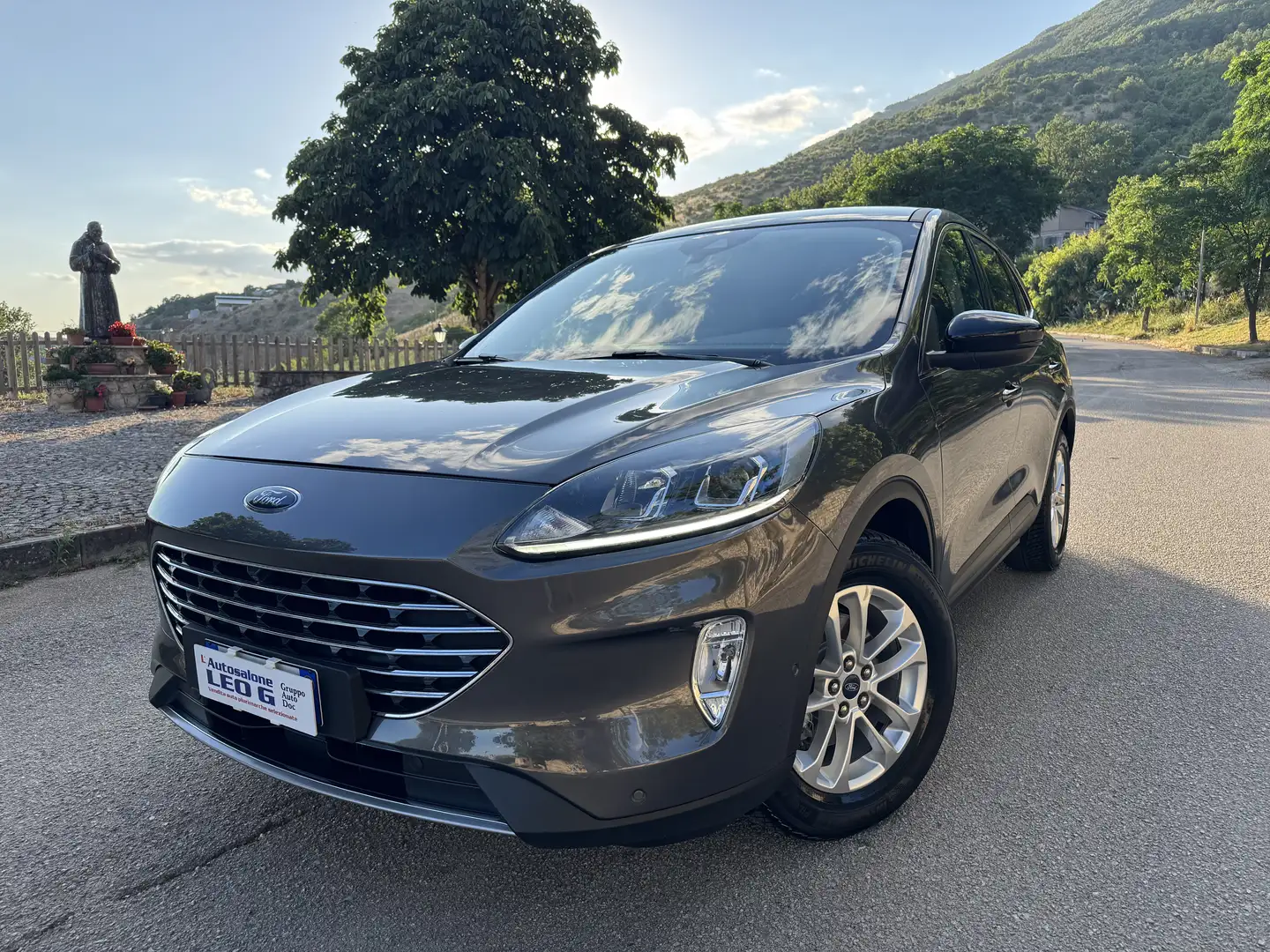 Ford Kuga 1.5 EcoBlue 120cv aut. 2WD Titanium X..Navi..!! Gris - 1