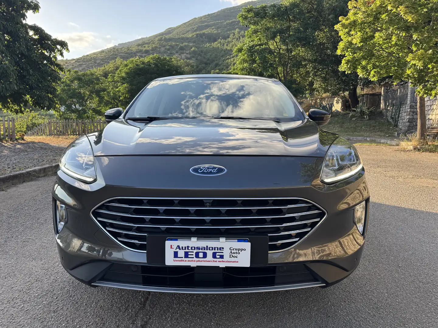 Ford Kuga 1.5 EcoBlue 120cv aut. 2WD Titanium X..Navi..!! Gris - 2