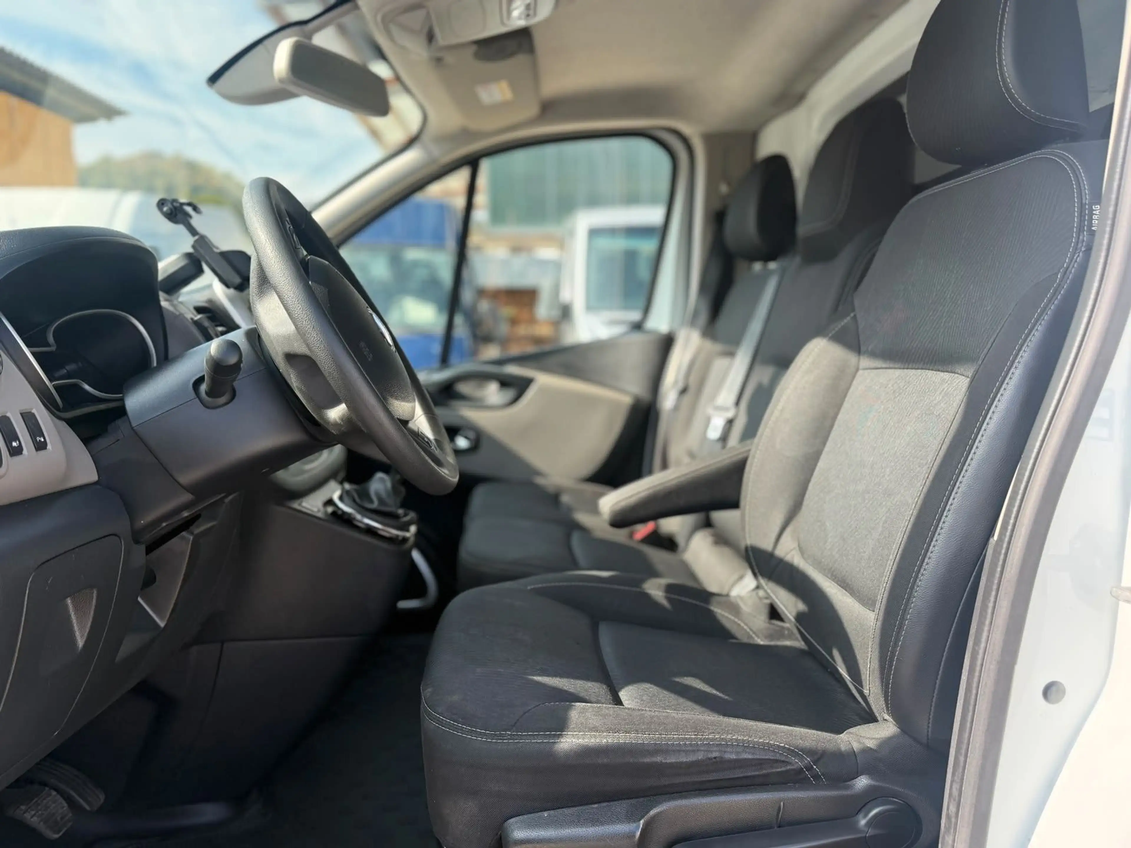 Nissan NV300 Kastenwagen L1H1 2,7t COMFORT — photo 9
