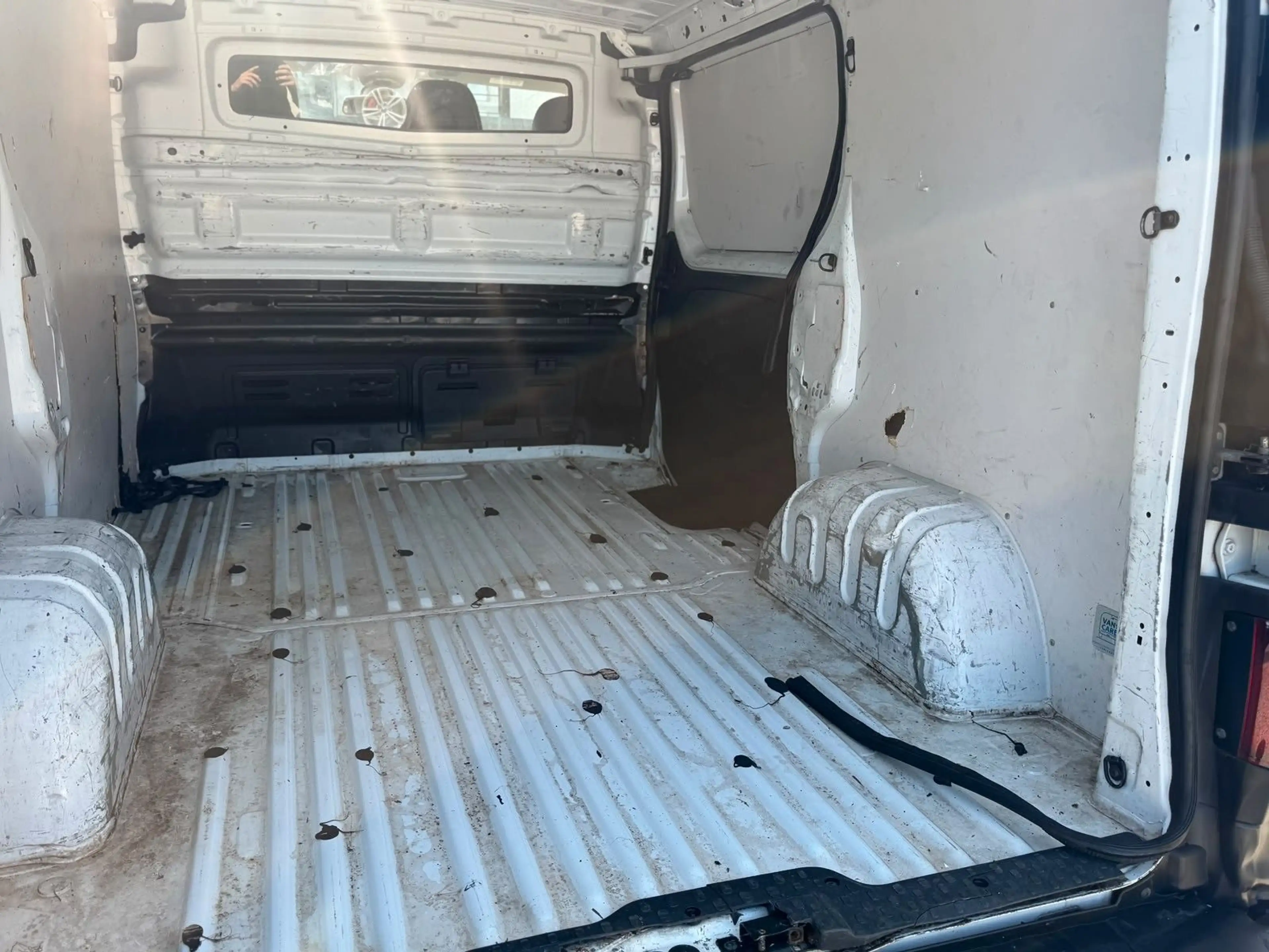 Nissan NV300 Kastenwagen L1H1 2,7t COMFORT — photo 8