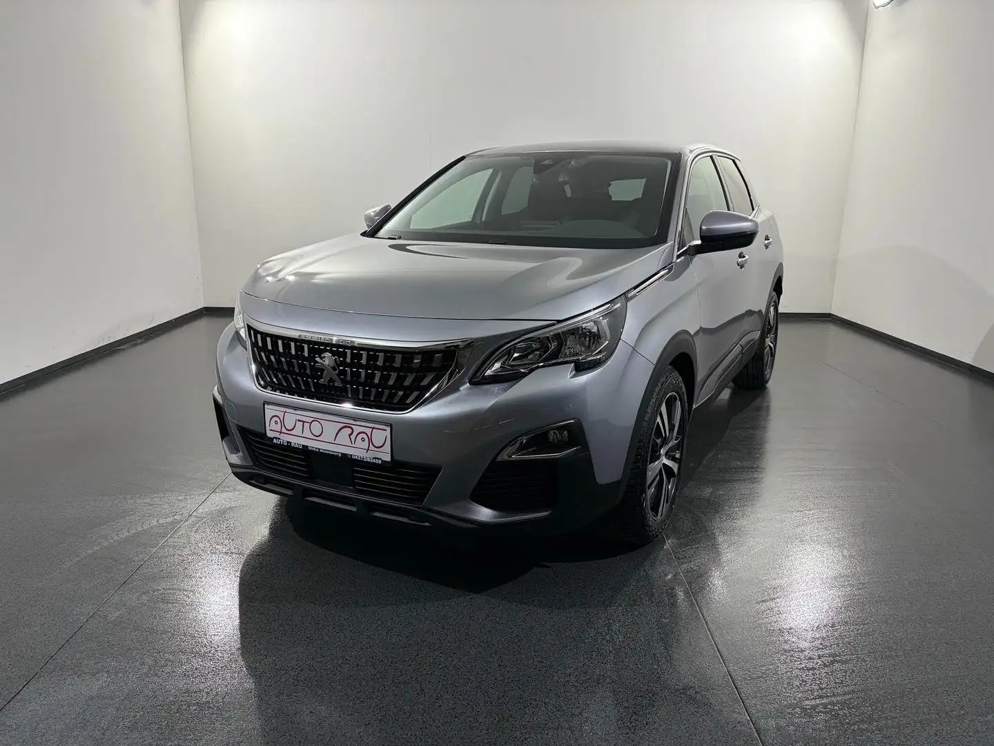 Peugeot 3008 1.5 BlueHDi Active *NAVI*PDC*VIRT-CP* Grau - 2