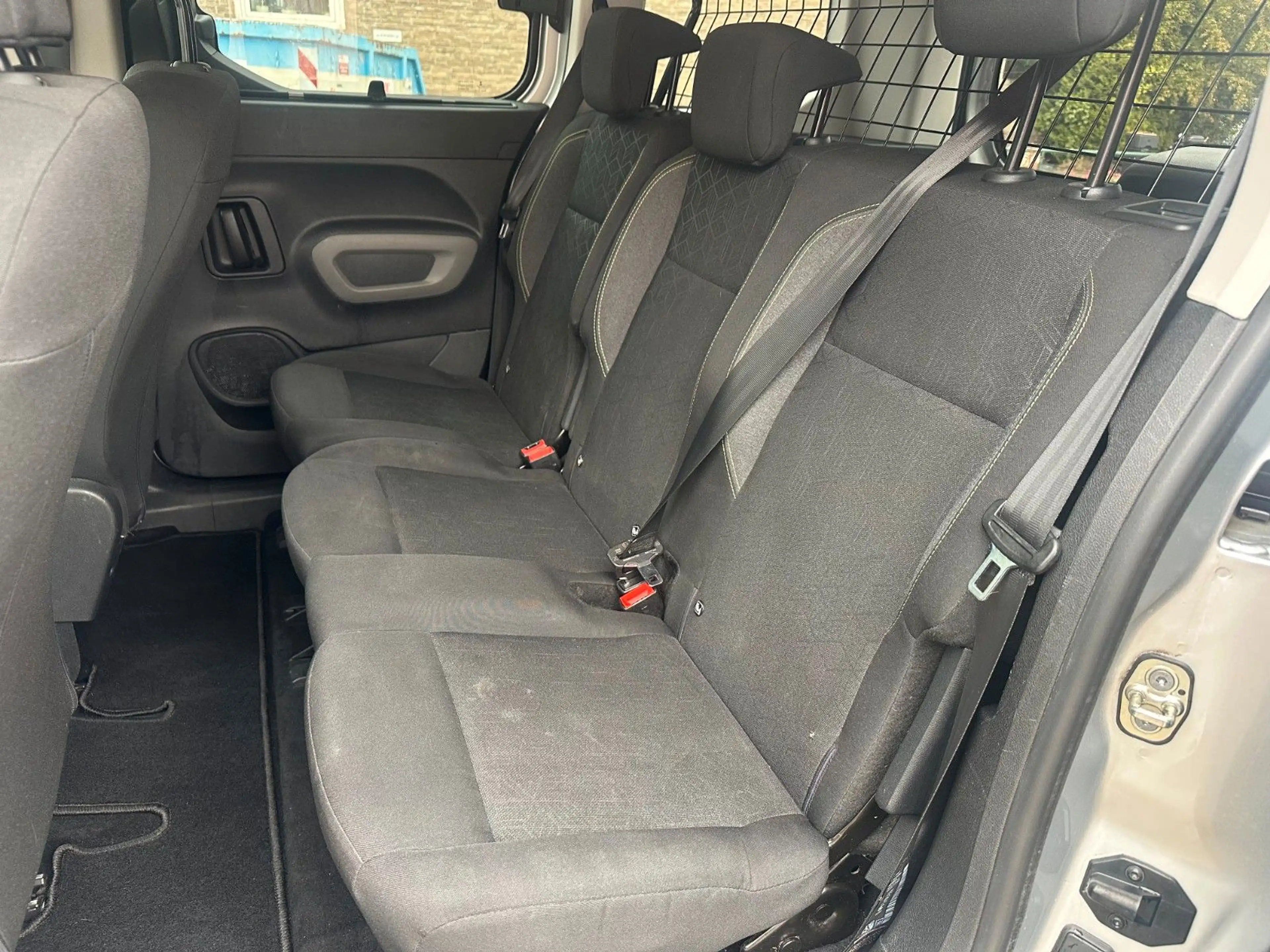 Peugeot Rifter 96kw Active * Klima * Navi * — photo 12