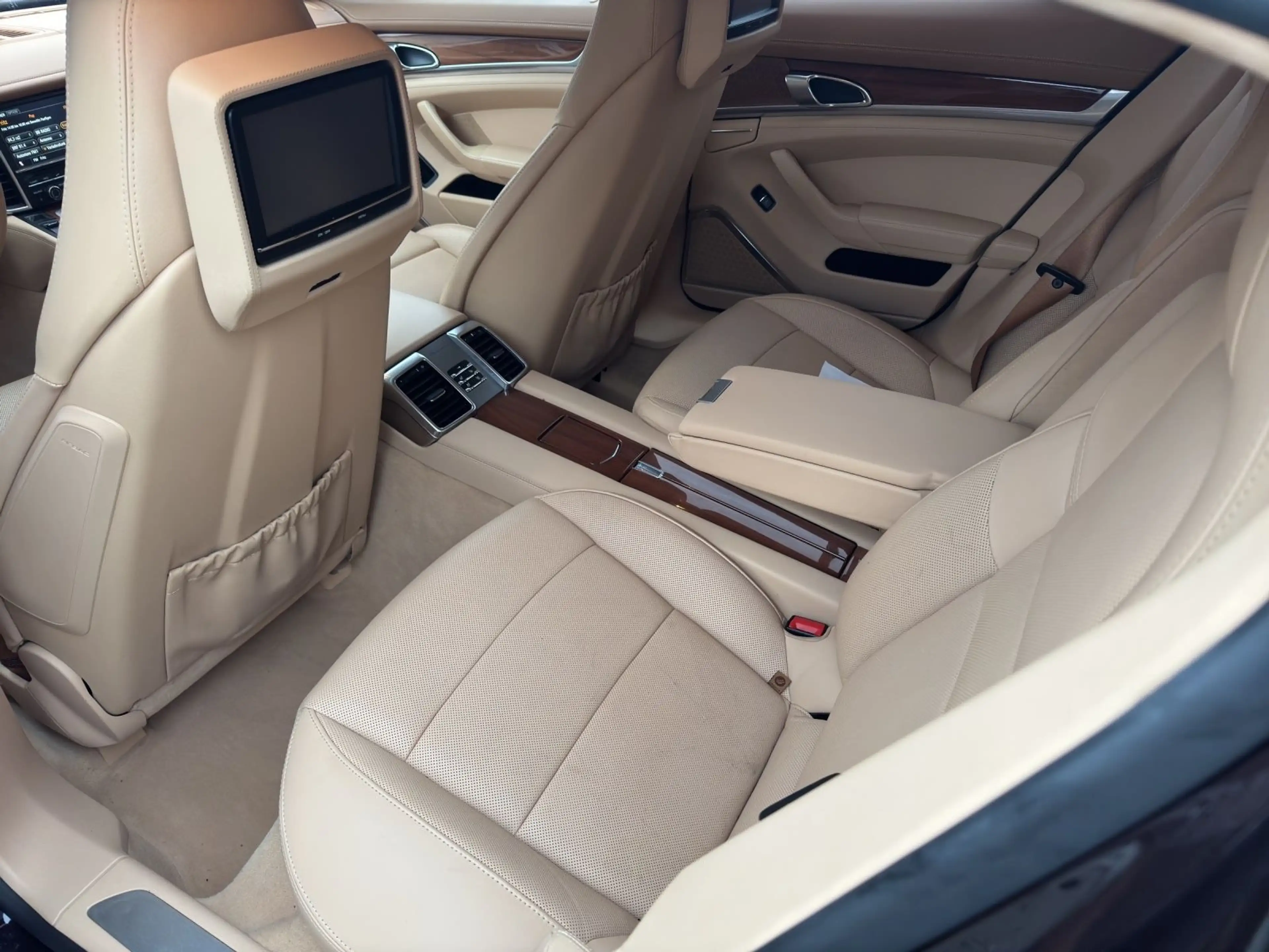 Porsche Panamera Turbo 1.Hand Klappe+Standhzg+Keramik — photo 14