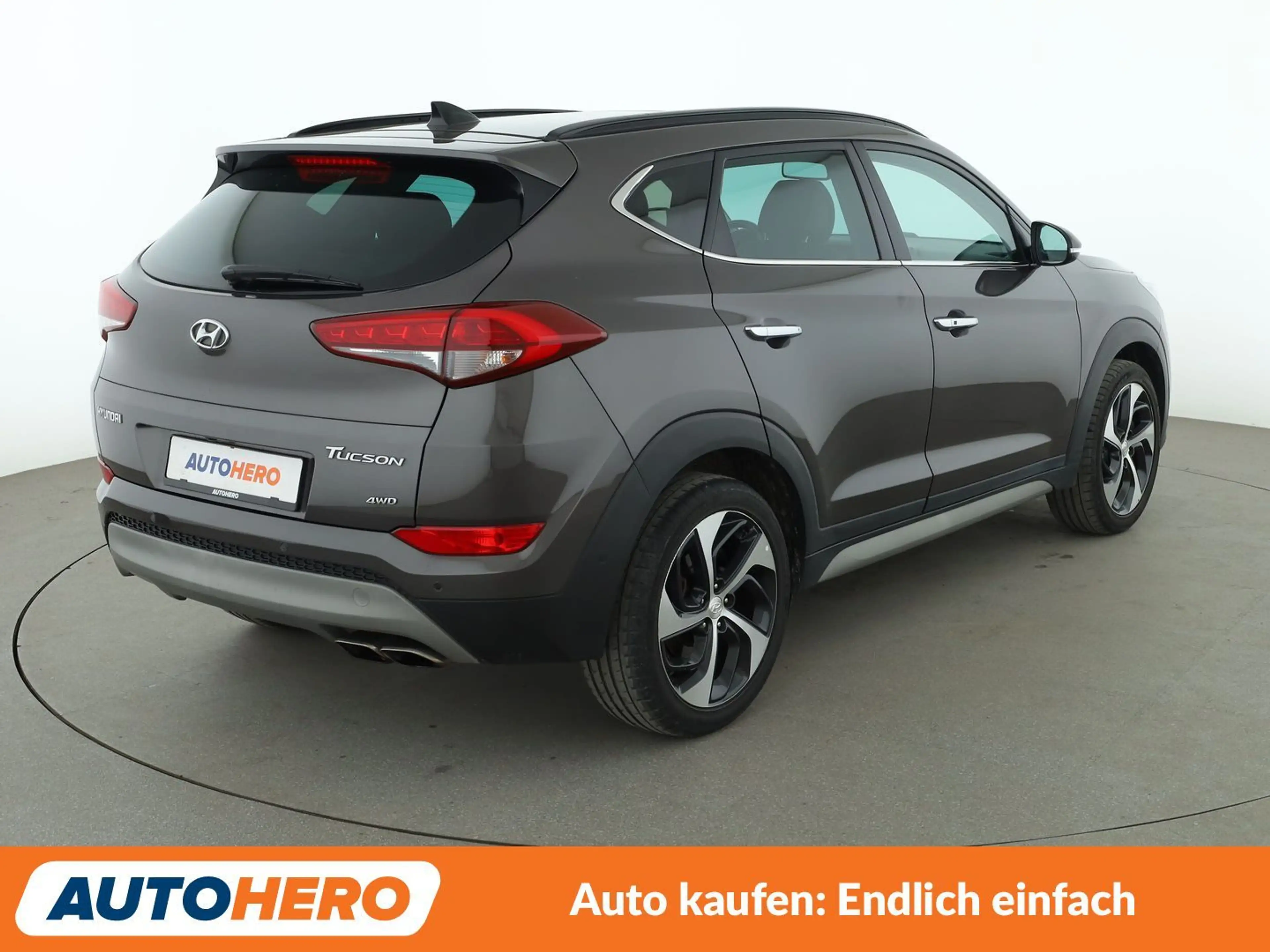 Hyundai TUCSON 1.6 TGDI 25 Jahre 4WD Aut*NAVI*TEMPO*CAM*PDC* — photo 6