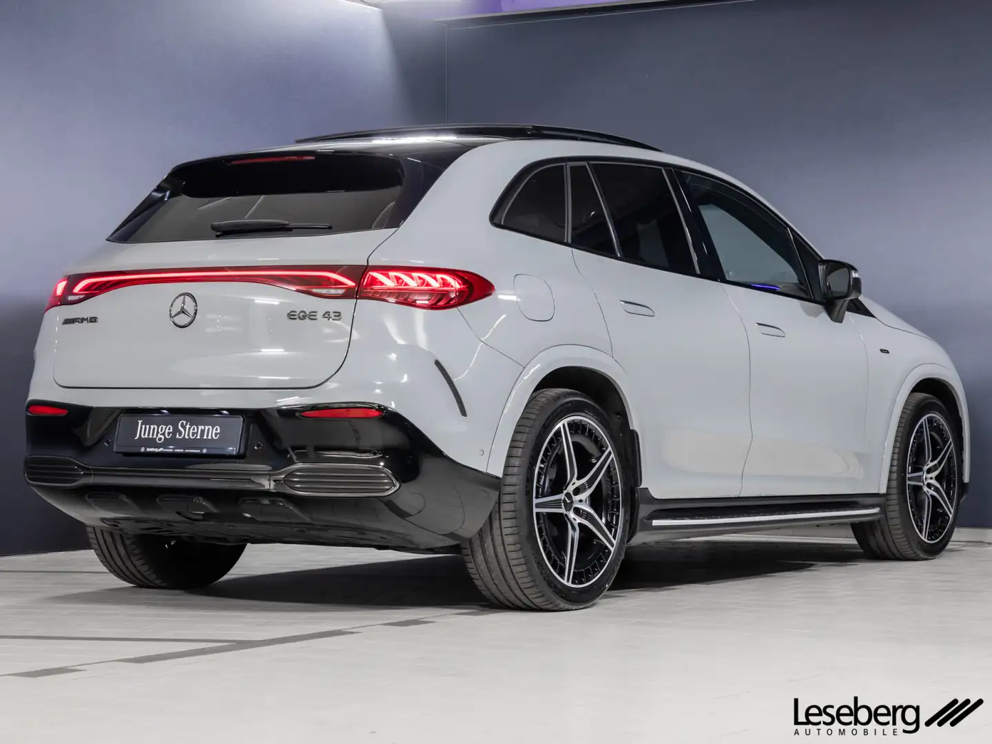 Mercedes-Benz EQE SUV EQE 43 4M SUV DIG.LIGHT/Pano/Distronic/AHK/360°/ Gris - 2