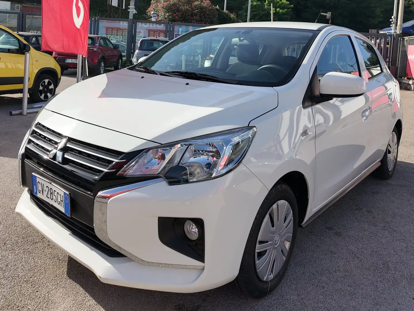 Mitsubishi Space Star Space Star II 2020 1.2 Invite Bianco - 2