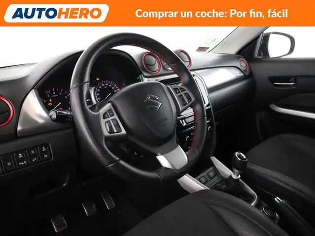 Suzuki Vitara view 12