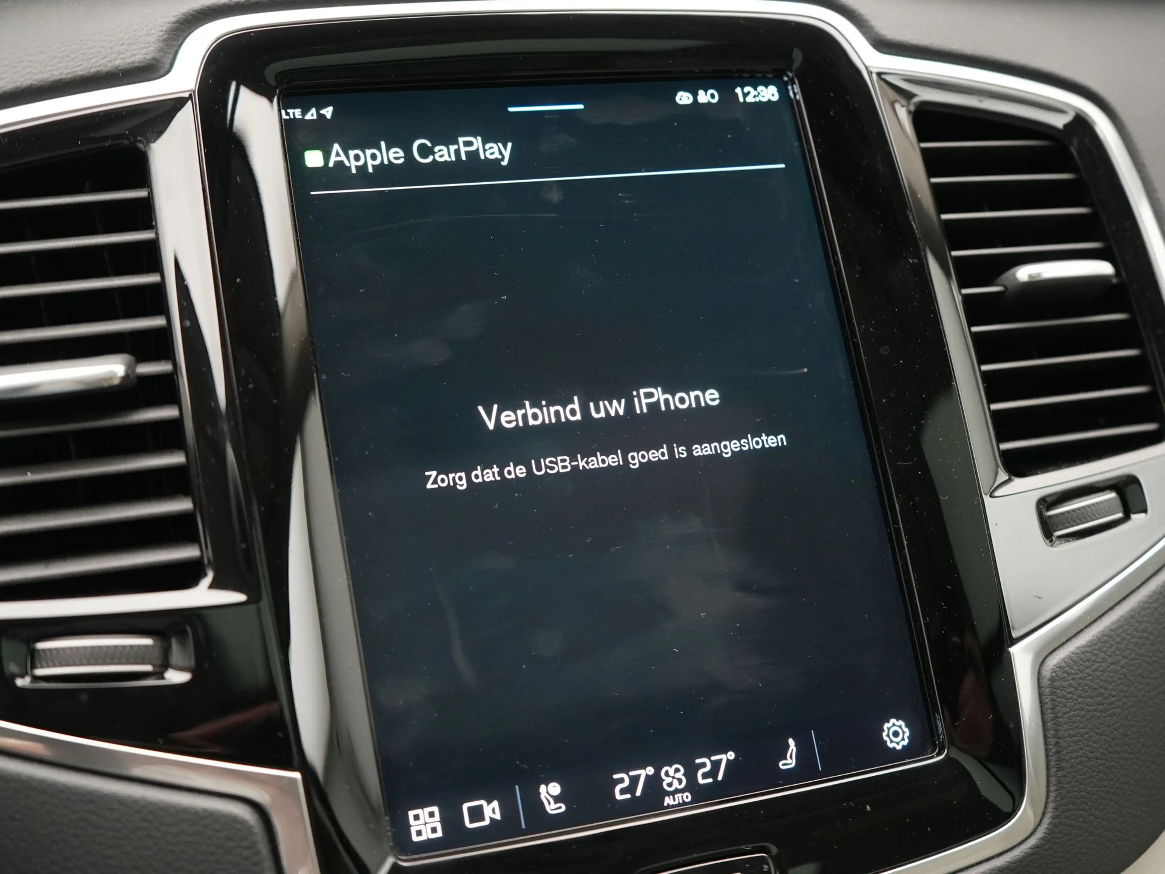 Volvo XC90 Recharge AWD Plus Dark Long Range 7 Persoons PHEV — photo 38
