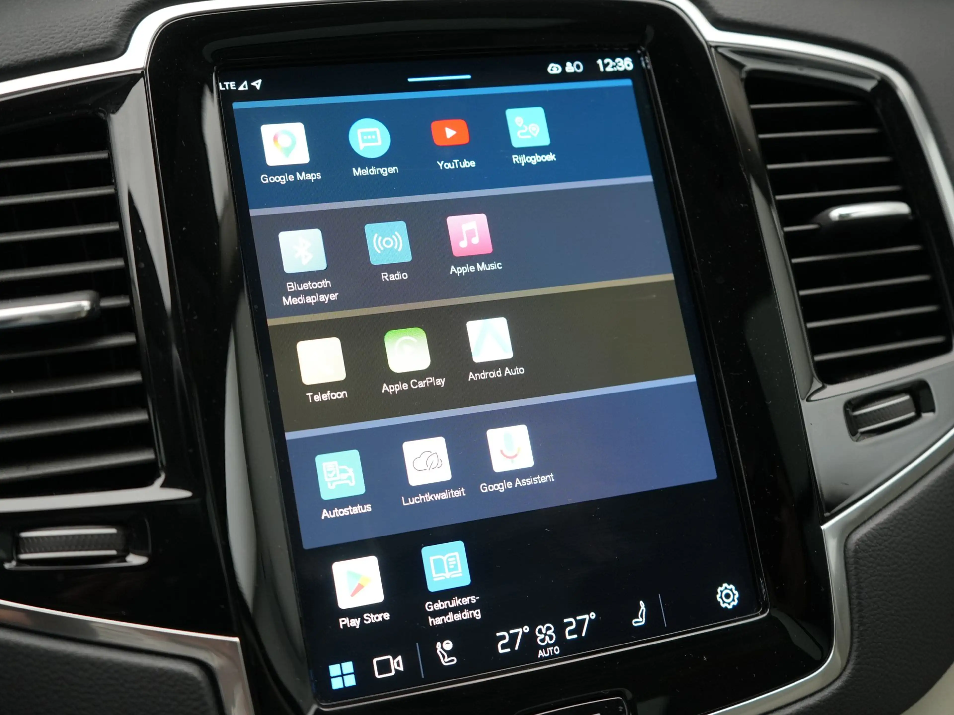 Volvo XC90 Recharge AWD Plus Dark Long Range 7 Persoons PHEV — photo 48