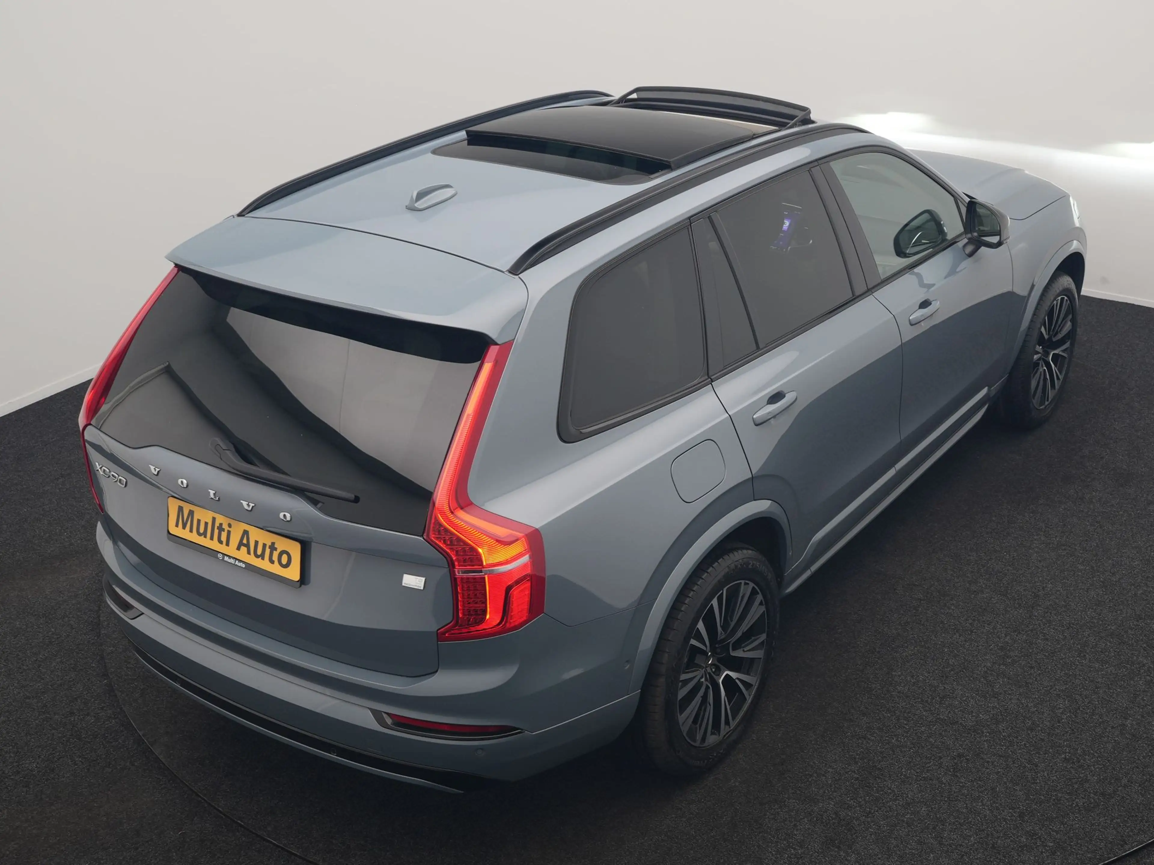 Volvo XC90 Recharge AWD Plus Dark Long Range 7 Persoons PHEV — photo 34