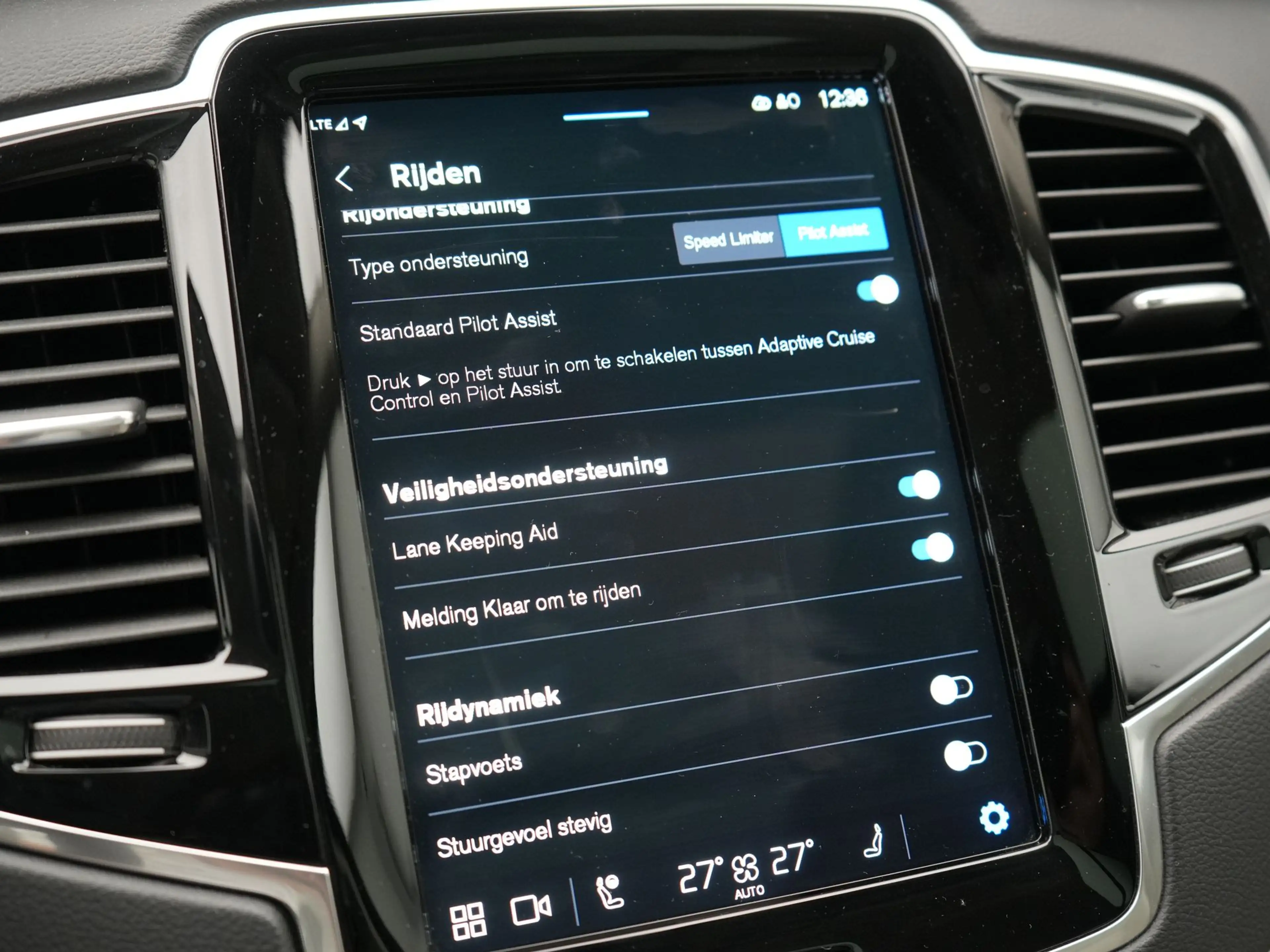 Volvo XC90 Recharge AWD Plus Dark Long Range 7 Persoons PHEV — photo 41