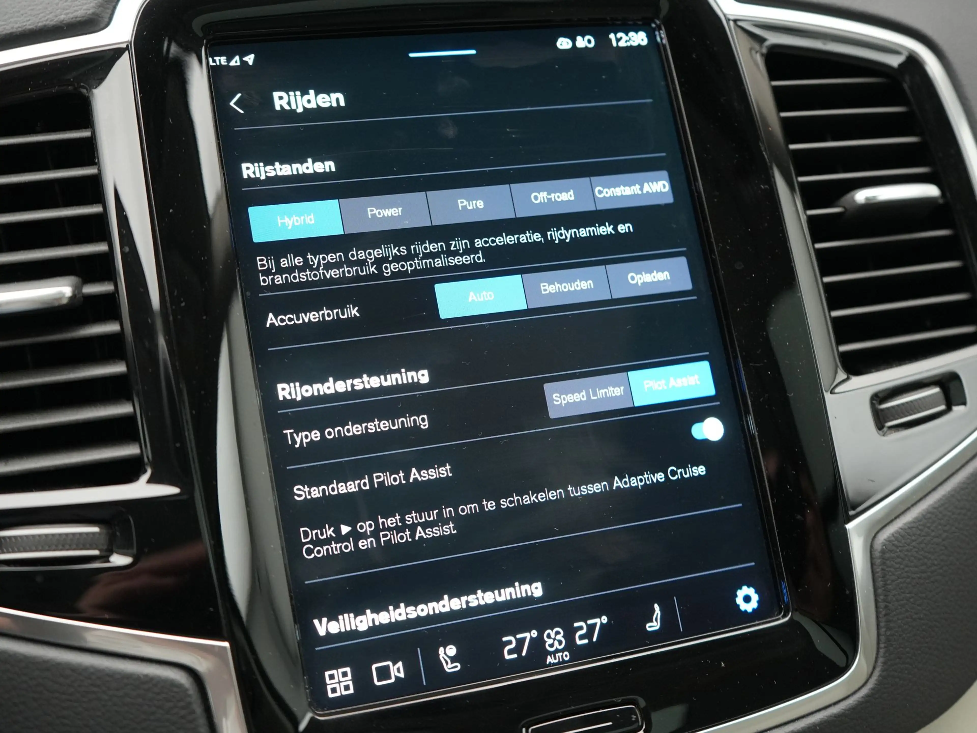 Volvo XC90 Recharge AWD Plus Dark Long Range 7 Persoons PHEV — photo 40