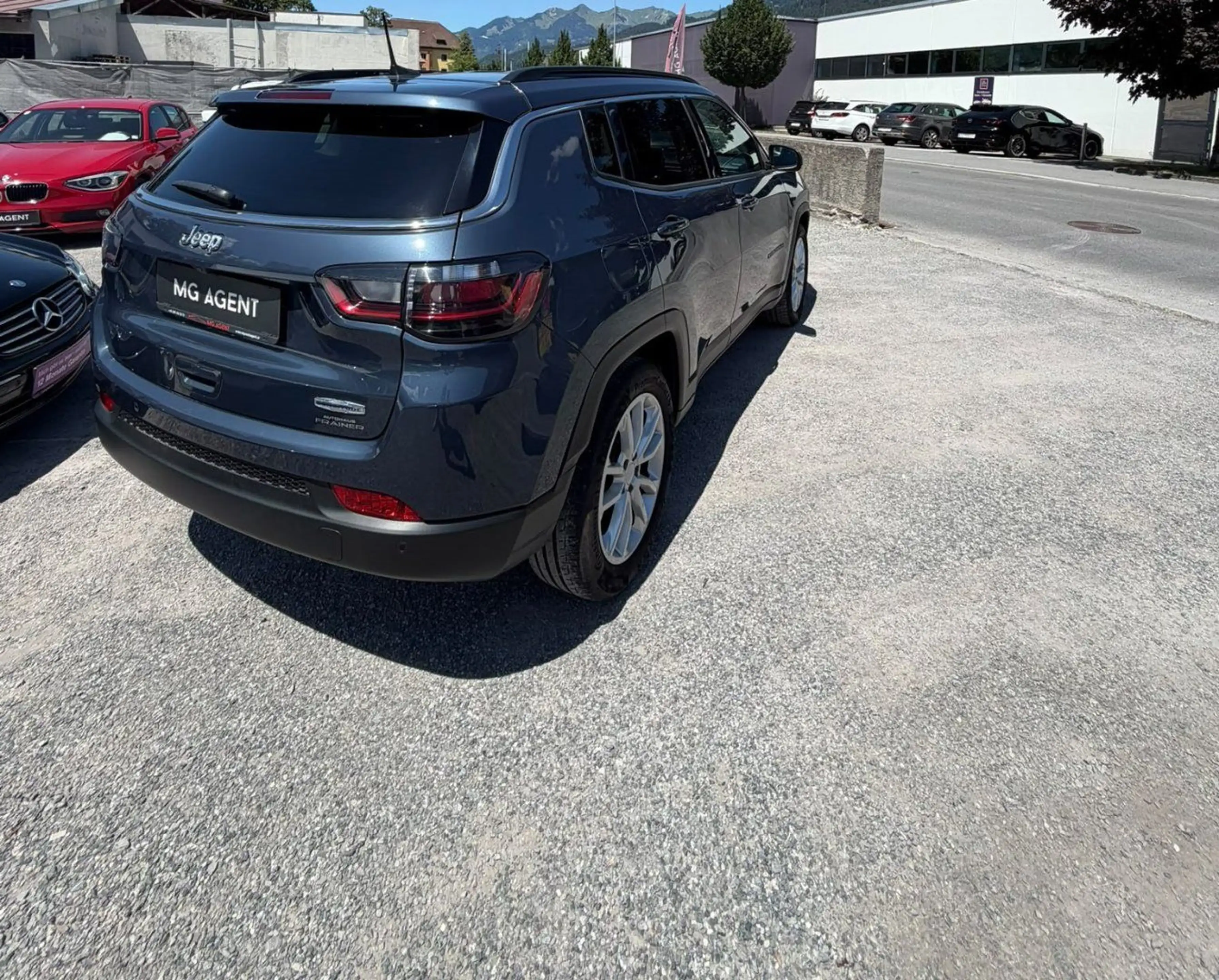 Jeep Compass 1.6 MultiJet Longitude FWD — photo 4