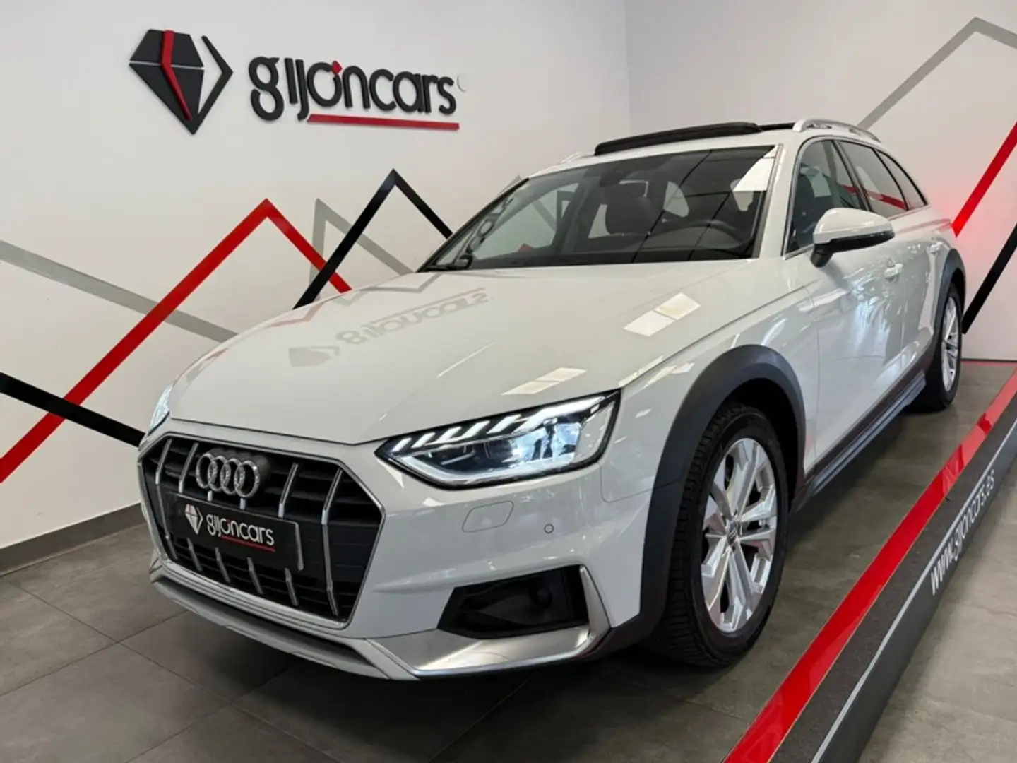 Audi A4 Avant 40 TDI S line quattro S tronic 140kW Wit - 1