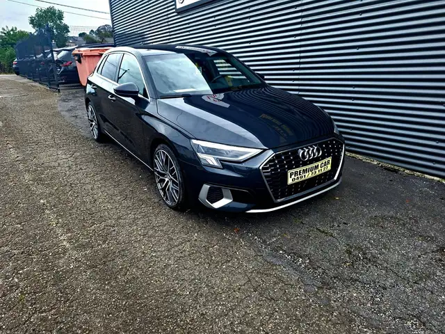 Audi A3 view 4