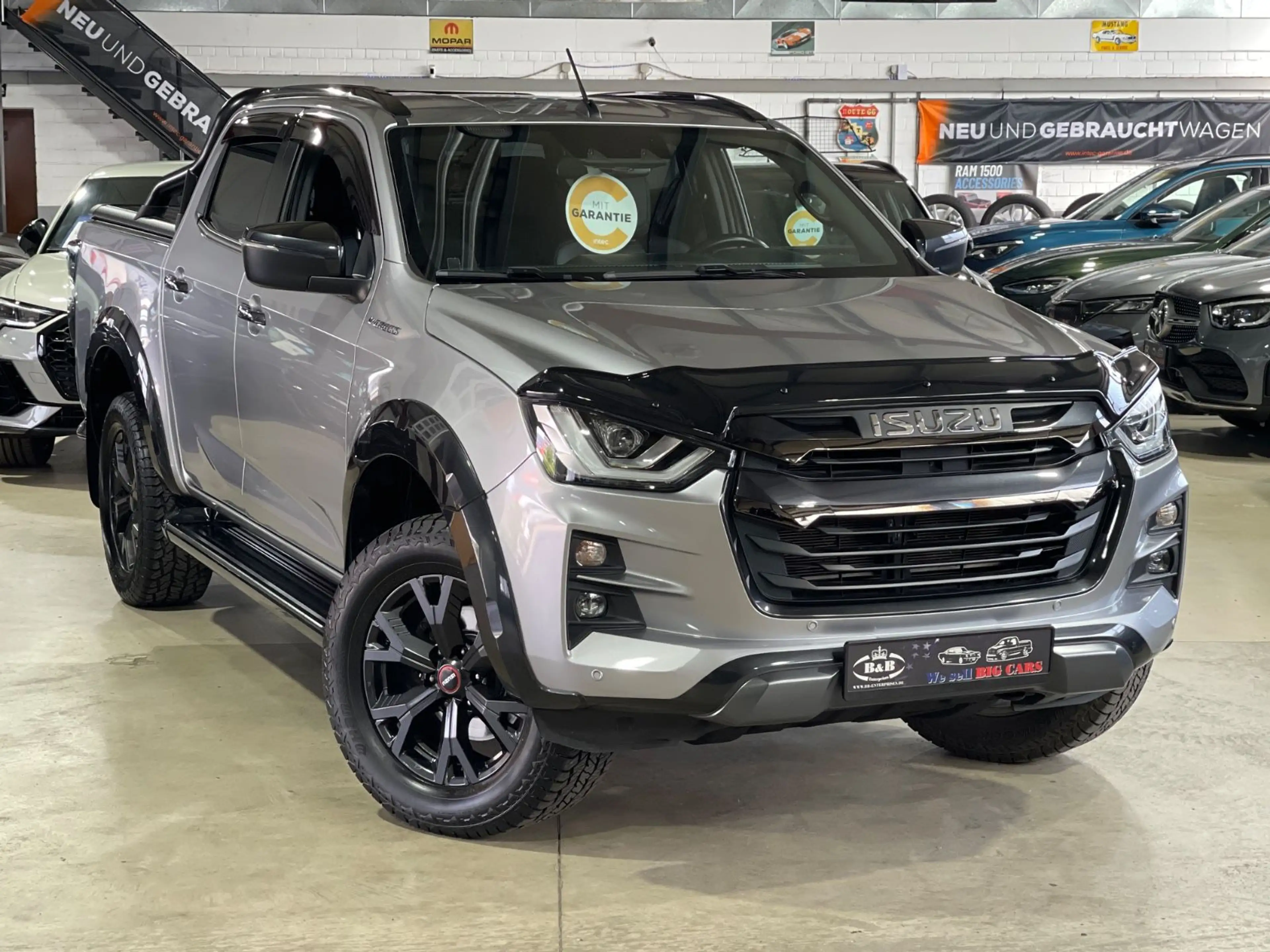 Isuzu D-Max DOUBLE+ 4WD+V-CROSS+ABDECKUNG+AHK+BÜGEL+GARANTIE — photo 6