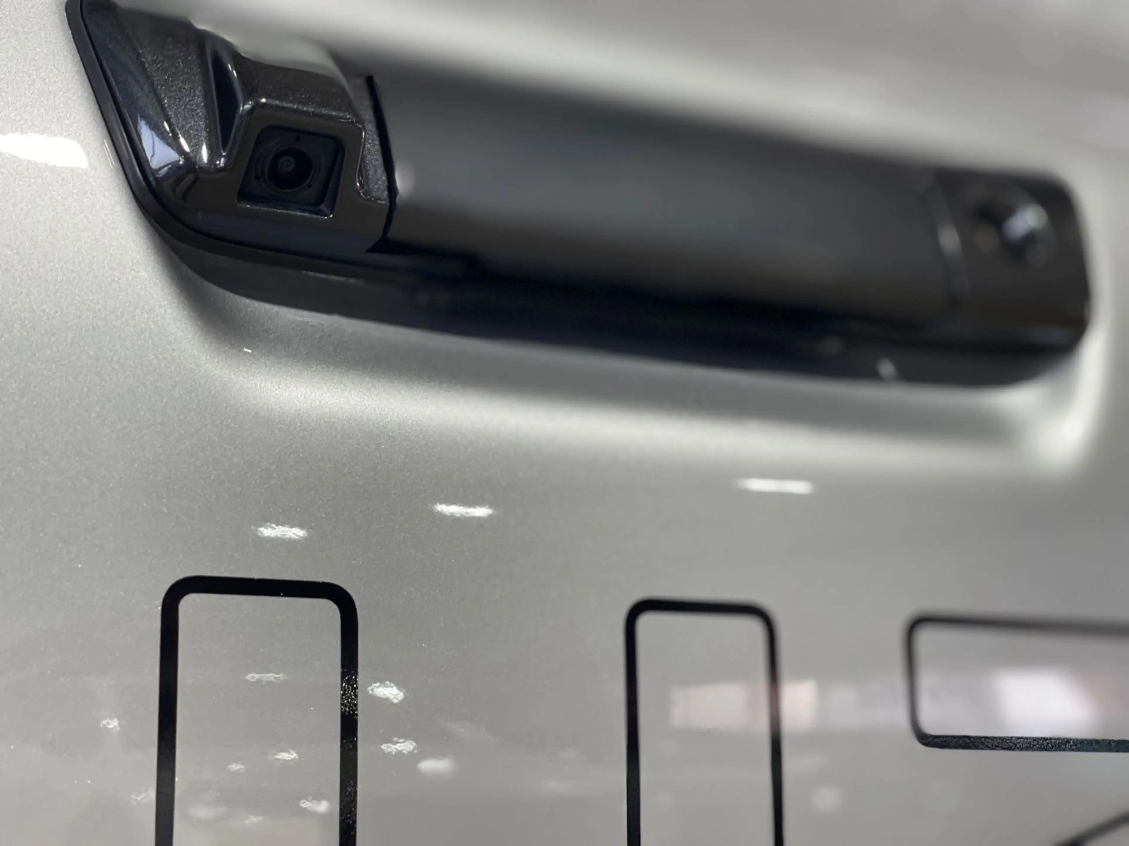 Isuzu D-Max DOUBLE+ 4WD+V-CROSS+ABDECKUNG+AHK+BÜGEL+GARANTIE — photo 14